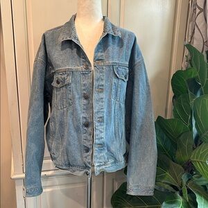 Rare Vintage 80’s Denim Jacket Hard Rock Cafe Jean Jacket Seoul Korea